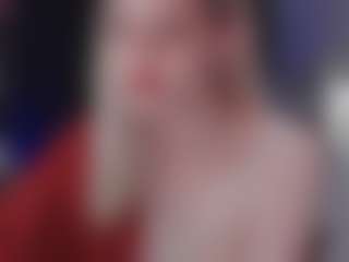 Live cam show with IsabelleMarteney - Green Eyes on https://playwithruby.com