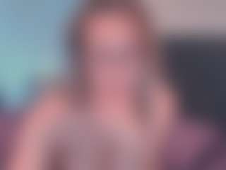 Live cam show with Mariaswet669 - Blonde Hair HD on Cam Slut