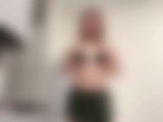 Live cam show with Helen - New Hairy Pussy on LiveSexCams6