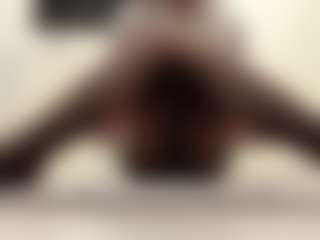 Live cam show with Helen - Foot Fetish on PervPlay.com