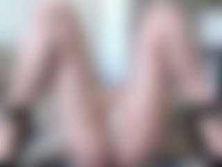 Live cam show with Helen - Anal Brown Hair on livesexfox.com