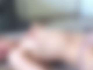 Live cam show with Helen - Small Tits Brown Hair on live.xheat.ai