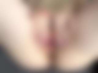 Live cam show with Helen - Fingering on Camsoda