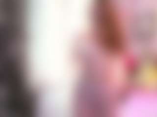 Live cam show with TinaBrooks - Fingers on Camsoda