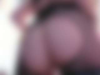 Live cam show with TinaBrooks - Fingering on camwithhim.com