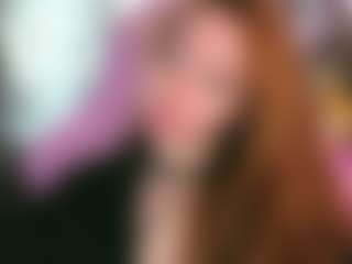 Live cam show with TinaBrooks - Green Eyes on googirlz