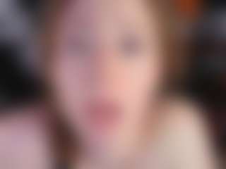 Live cam show with TinaBrooks - Hairy Pussy on Gym Cam Girls