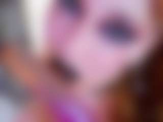 Live cam show with TinaBrooks - Green Eyes on Dare Cams
