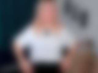 Live cam show with VanettaAngelucci - New Petite on Hubzter Live