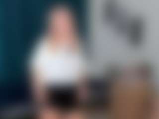 Live cam show with VanettaAngelucci - New Shaved Pussy on Camsoda