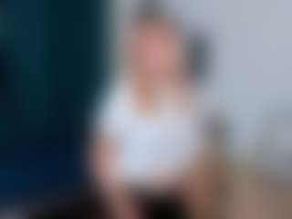 Live cam show with VanettaAngelucci - College on Camsoda