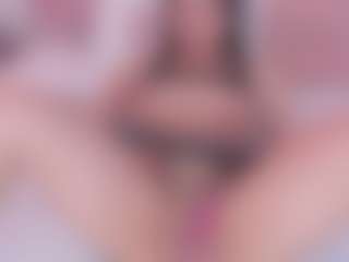 AmandaLourens's Live Sex Cam Show