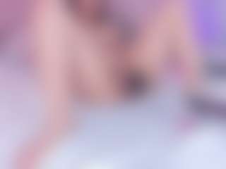 AmandaLourens's Live Sex Cam Show