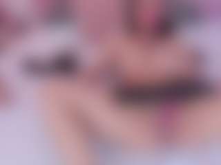 AmandaLourens's Live Sex Cam Show