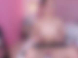 AmandaLourens's Live Sex Cam Show