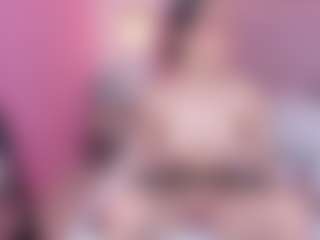AmandaLourens's Live Sex Cam Show