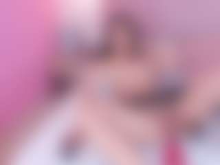 AmandaLourens's Live Sex Cam Show