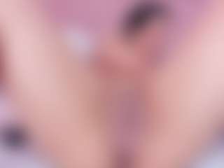 AmandaLourens's Live Sex Cam Show