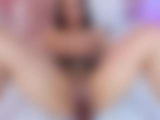 AmandaLourens's Live Sex Cam Show