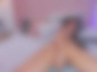 AmandaLourens's Live Sex Cam Show