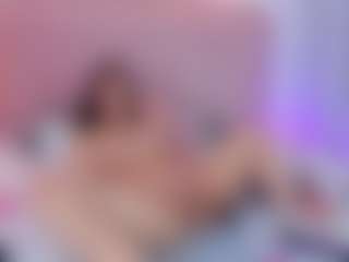 AmandaLourens's Live Sex Cam Show