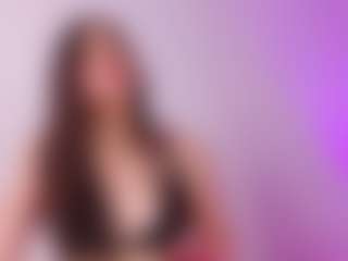 andrea-ferrer's Live Sex Cam Show