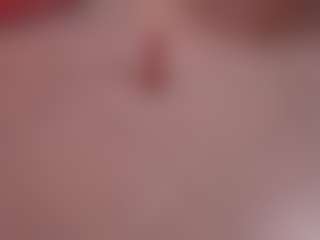 andrea-ferrer's Live Sex Cam Show