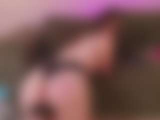 Live cam show with andrea-ferrer - College on Camsoda