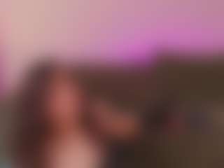 andrea-ferrer's Live Sex Cam Show