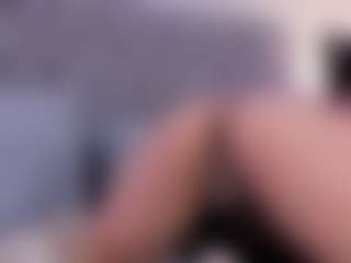 Live cam show with dianared - Submissive on Camsoda