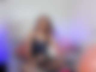 Live cam show with dianared - Submissive on intimatelivegirls.com