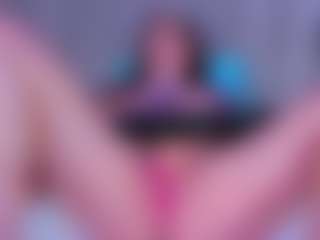 Elena Sanz's Live Sex Cam Show