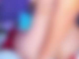 Live cam show with Elena Sanz - Full Nudity on LiveSexCams6