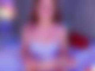 Live cam show with Elena Sanz - Spank Red Hair on SquirtSoMuch