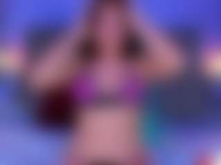Live cam show with Elena Sanz - New Teen (18+) on Dolls Live