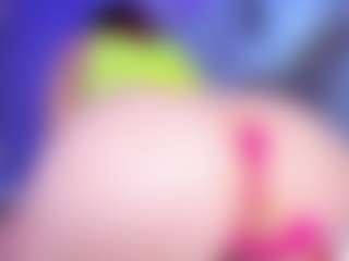 Live cam show with Elena Sanz - BBW Amateur on Camsoda