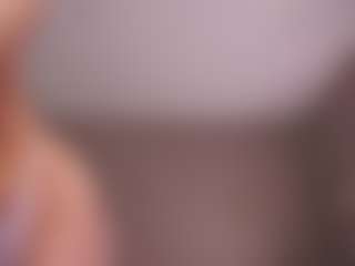 Lia's Live Sex Cam Show