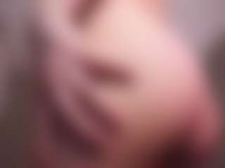 Lia's Live Sex Cam Show
