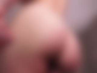 Lia's Live Sex Cam Show