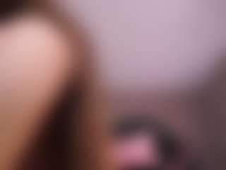 Lia's Live Sex Cam Show