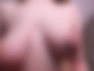 Lia's Live Sex Cam Show