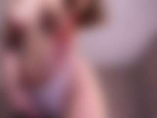 Lia's Live Sex Cam Show