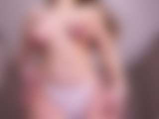 Live cam show with Lia - Brown Eyes on SinfulBabes