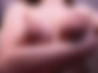 Lia's Live Sex Cam Show