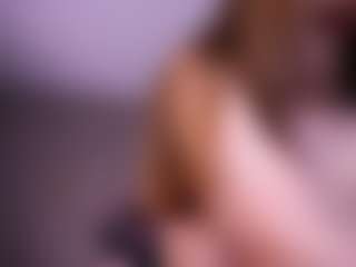 Lia's Live Sex Cam Show