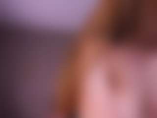 Live cam show with Lia - Blowjob Brown Hair on Camsoda