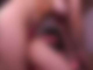 Live cam show with Lia - 420 on Camsoda