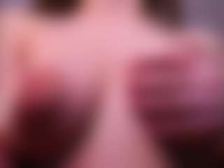 Lia's Live Sex Cam Show