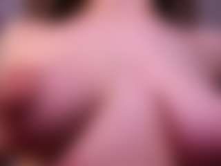 Lia's Live Sex Cam Show