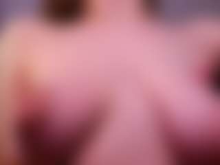 Lia's Live Sex Cam Show